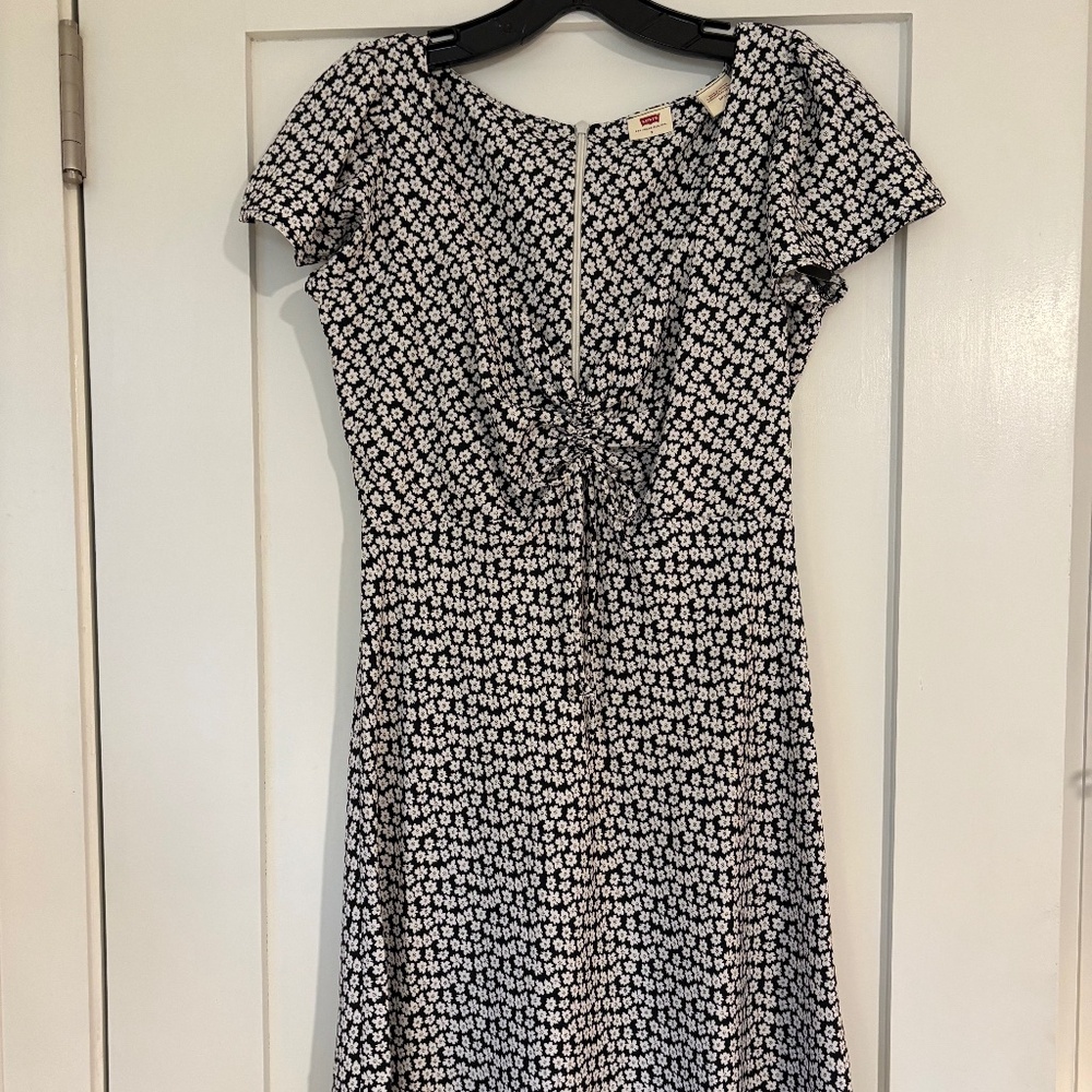 Levi’s Women Floral Sundress! Brand New! Super Cute